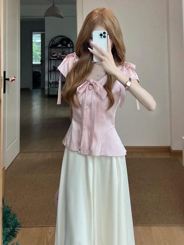 Exquisite French-Style Summer Two-Piece Set - Sweet Pink Bow Top & Floral Bud Skirt Outfit Exquisite French-Style Summer Two-Piece Set - Sweet Pink Bow Top & Floral Bud Skirt Outfit