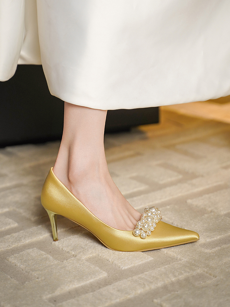 Exquisite French Wedding Shoes for Brides - Two-in-One High Heels in Satin, Comfortable Golden Xiuhe Style for Elegant Weddings Exquisite French Wedding Shoes for Brides - Two-in-One High Heels in Satin, Comfortable Golden Xiuhe Style for Elegant Weddings