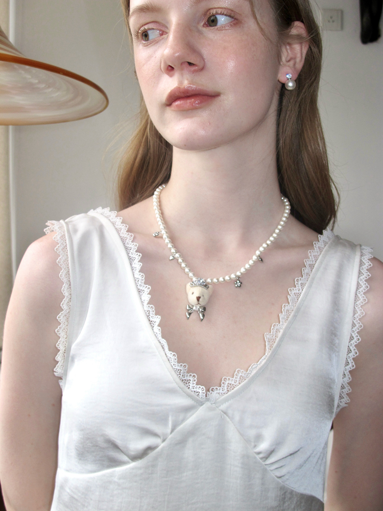 Exquisite Layered Pearl Necklace with Childlike Bear and Flower Design for Sweet Girls - Trendy Clavicle Chain Exquisite Layered Pearl Necklace with Childlike Bear and Flower Design for Sweet Girls - Trendy Clavicle Chain