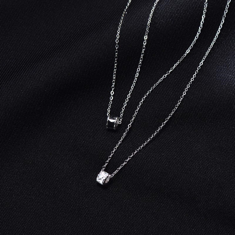 Exquisite Minimalist Collarbone Chain Necklace - Versatile Fashion Accessory for Effortless Elegance Exquisite Minimalist Collarbone Chain Necklace - Versatile Fashion Accessory for Effortless Elegance