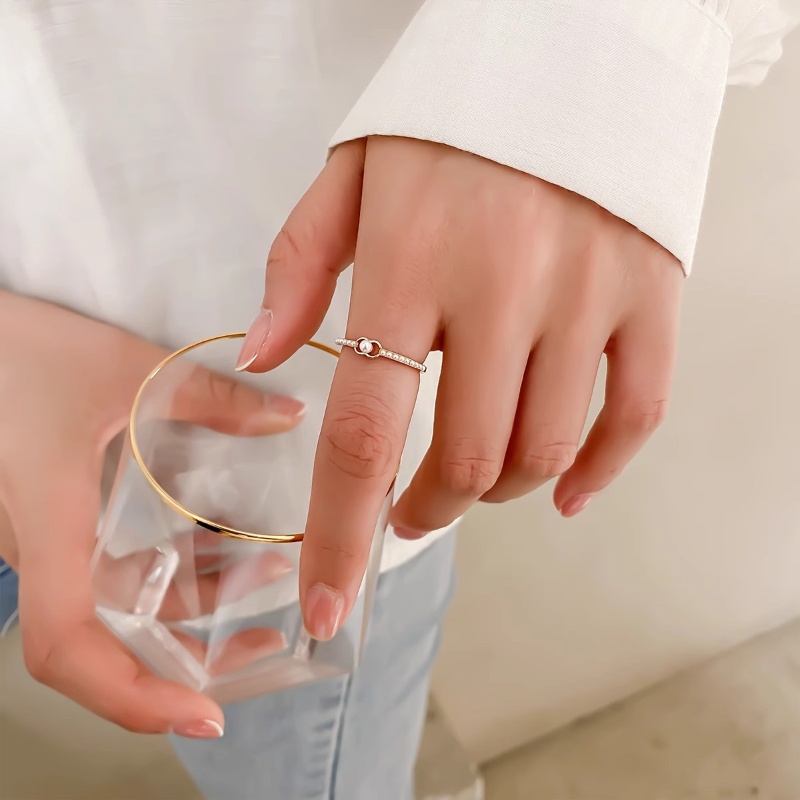 Exquisite Pearl Adjustable Open Ring for Women - Elegant Parisian Design, Trendy Statement Jewelry Exquisite Pearl Adjustable Open Ring for Women - Elegant Parisian Design, Trendy Statement Jewelry