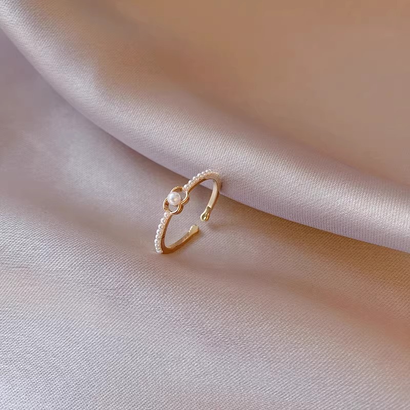 Exquisite Pearl Adjustable Open Ring for Women - Elegant Parisian Design, Trendy Statement Jewelry