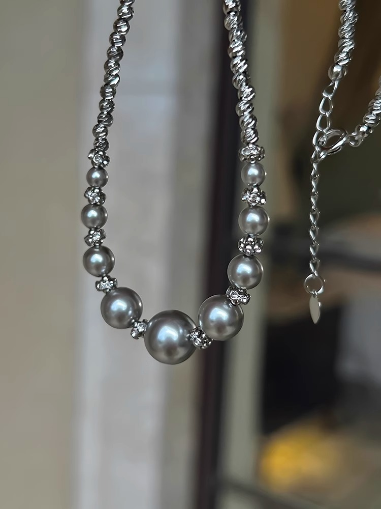 Exquisite Shining Cut Flower Bead Multi-Color Crystal Pearl Choker Necklace for Women - Boho Jewelry, Festival Accessory Exquisite Shining Cut Flower Bead Multi-Color Crystal Pearl Choker Necklace for Women - Boho Jewelry, Festival Accessory