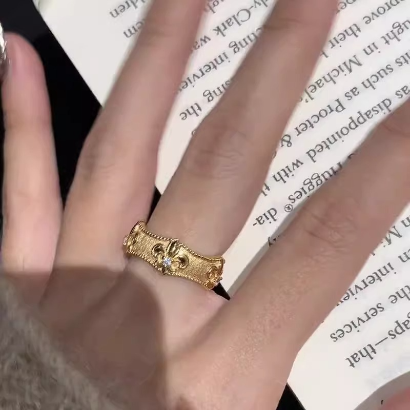 Exquisite Vintage-Inspired Iris Flower Ring for Women - Niche Design, Light Luxury Palace Style, Versatile High-End Fashion Accessory Exquisite Vintage-Inspired Iris Flower Ring for Women - Niche Design, Light Luxury Palace Style, Versatile High-End Fashion Accessory