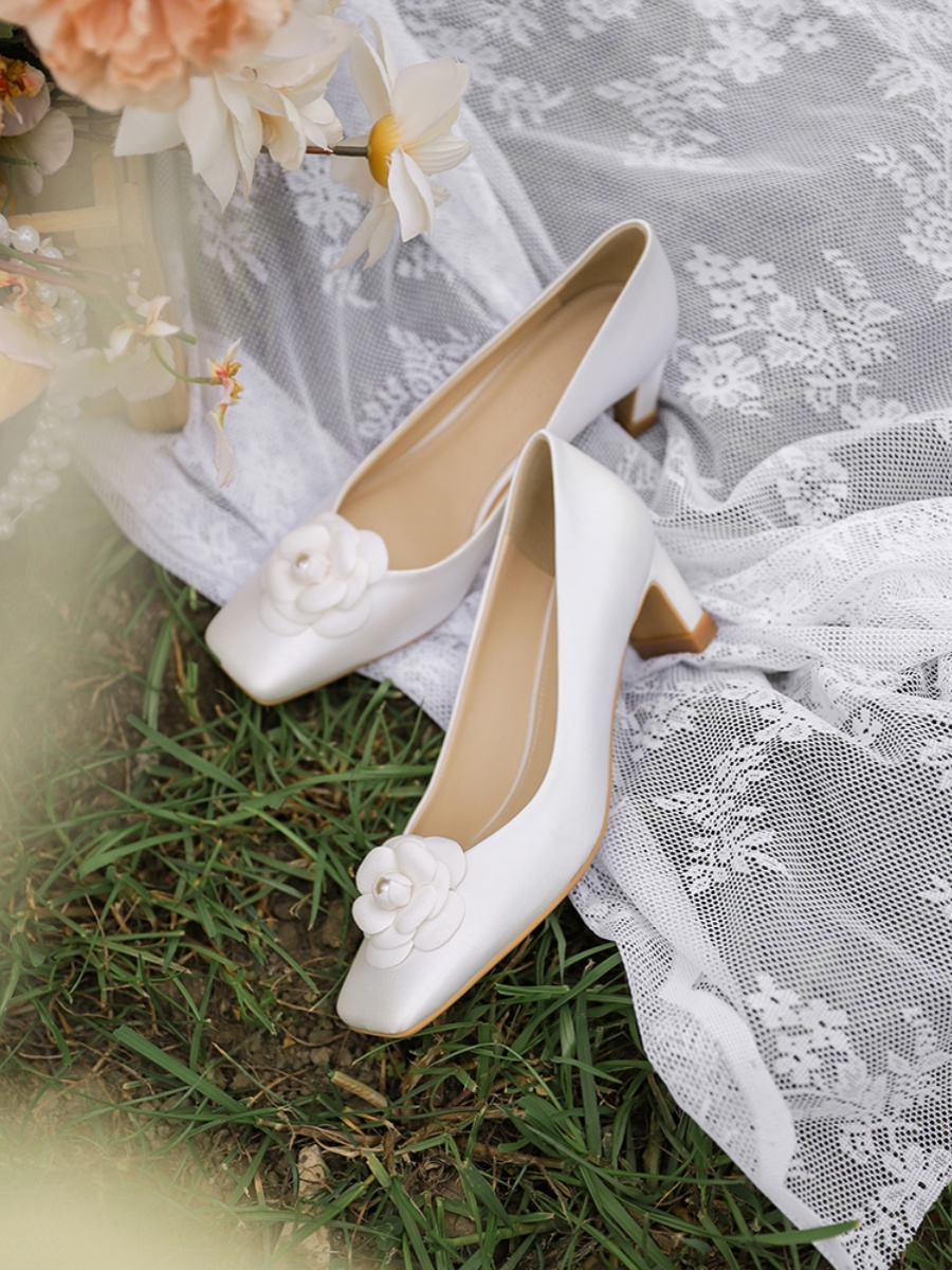 Exquisite White Chunky Heel Wedding Shoes with French Camellia Design - High-End Comfortable Square Toe Bridal Heels Exquisite White Chunky Heel Wedding Shoes with French Camellia Design - High-End Comfortable Square Toe Bridal Heels