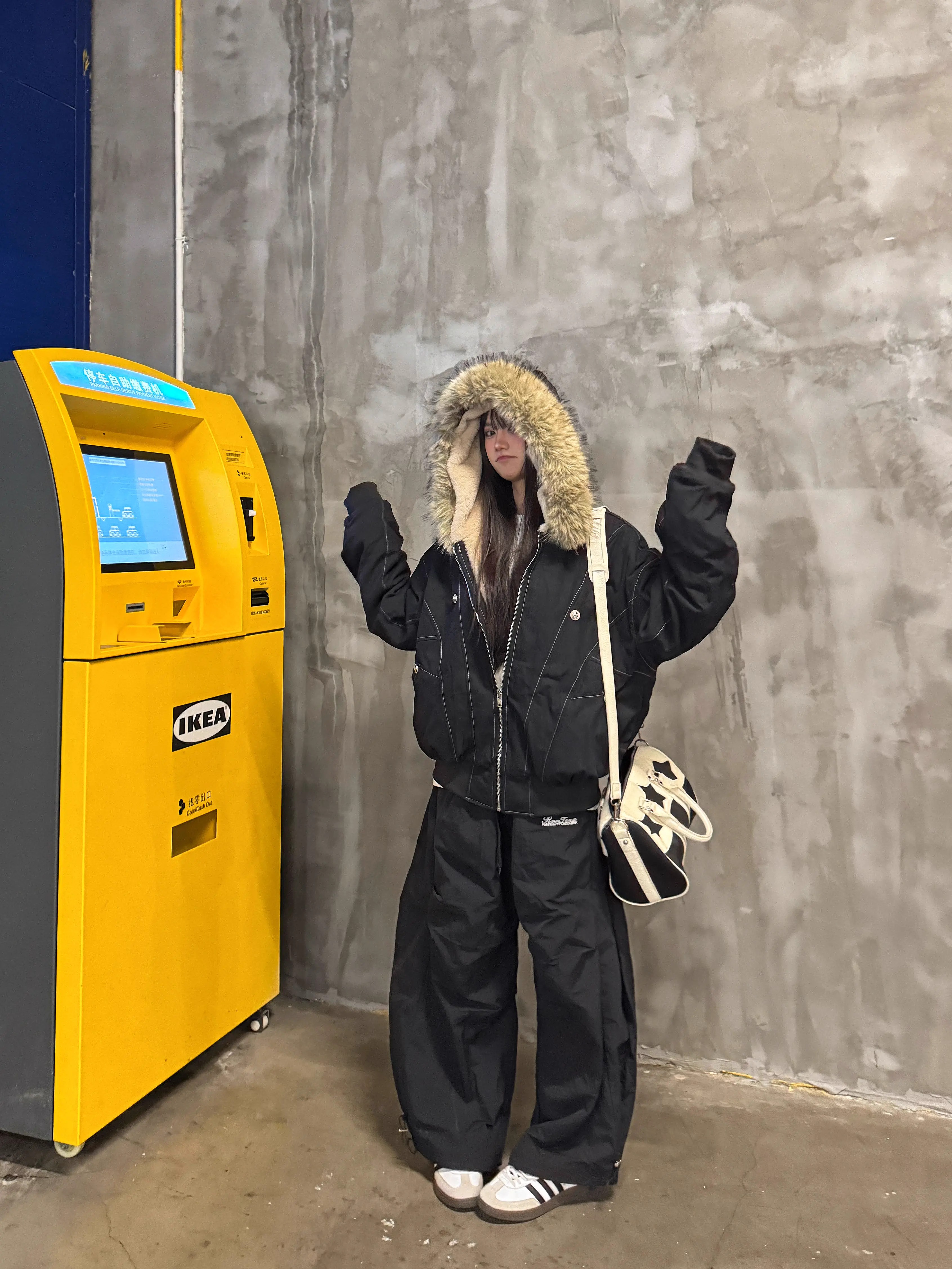 Faux Rabbit Fur Hooded Cotton Jacket - National Trend Short Wide Parka for a Chic Amoeba Look Faux Rabbit Fur Hooded Cotton Jacket - National Trend Short Wide Parka for a Chic Amoeba Look