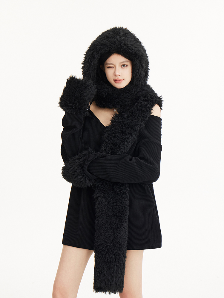 Faux Two-Piece Off-Shoulder Knitted Top with Hat and Scarf - Loose Fit, Cozy Style for Casual Y2K Fashion Faux Two-Piece Off-Shoulder Knitted Top with Hat and Scarf - Loose Fit, Cozy Style for Casual Y2K Fashion