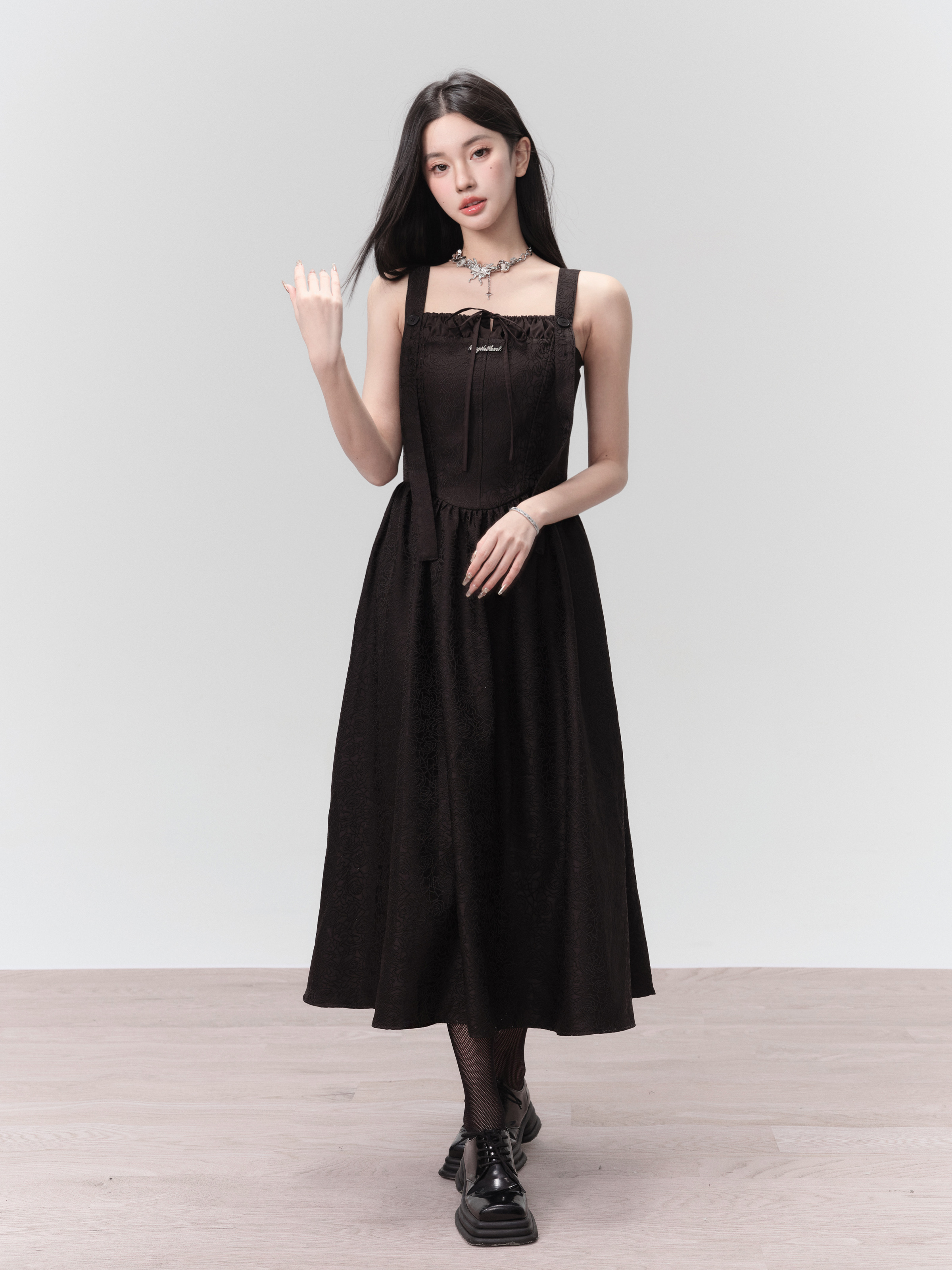 First Edition French Jacquard Pleated Strap Dress with Bow and Sheer Overlay - Elegant Party Dress, Vintage-Inspired Fashion First Edition French Jacquard Pleated Strap Dress with Bow and Sheer Overlay - Elegant Party Dress, Vintage-Inspired Fashion