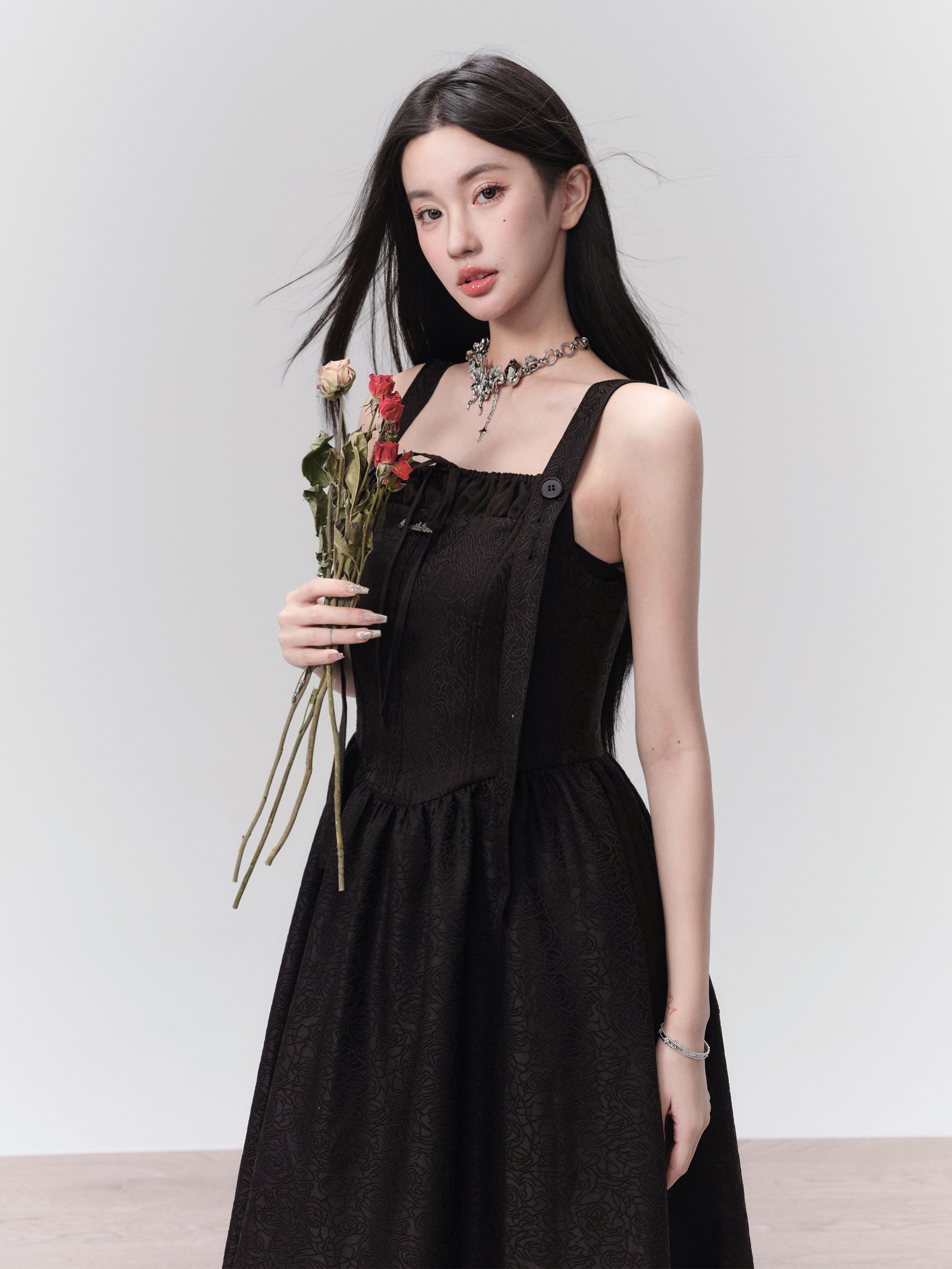 First Edition French Jacquard Pleated Strap Dress with Bow and Sheer Overlay - Elegant Party Dress, Vintage-Inspired Fashion First Edition French Jacquard Pleated Strap Dress with Bow and Sheer Overlay - Elegant Party Dress, Vintage-Inspired Fashion