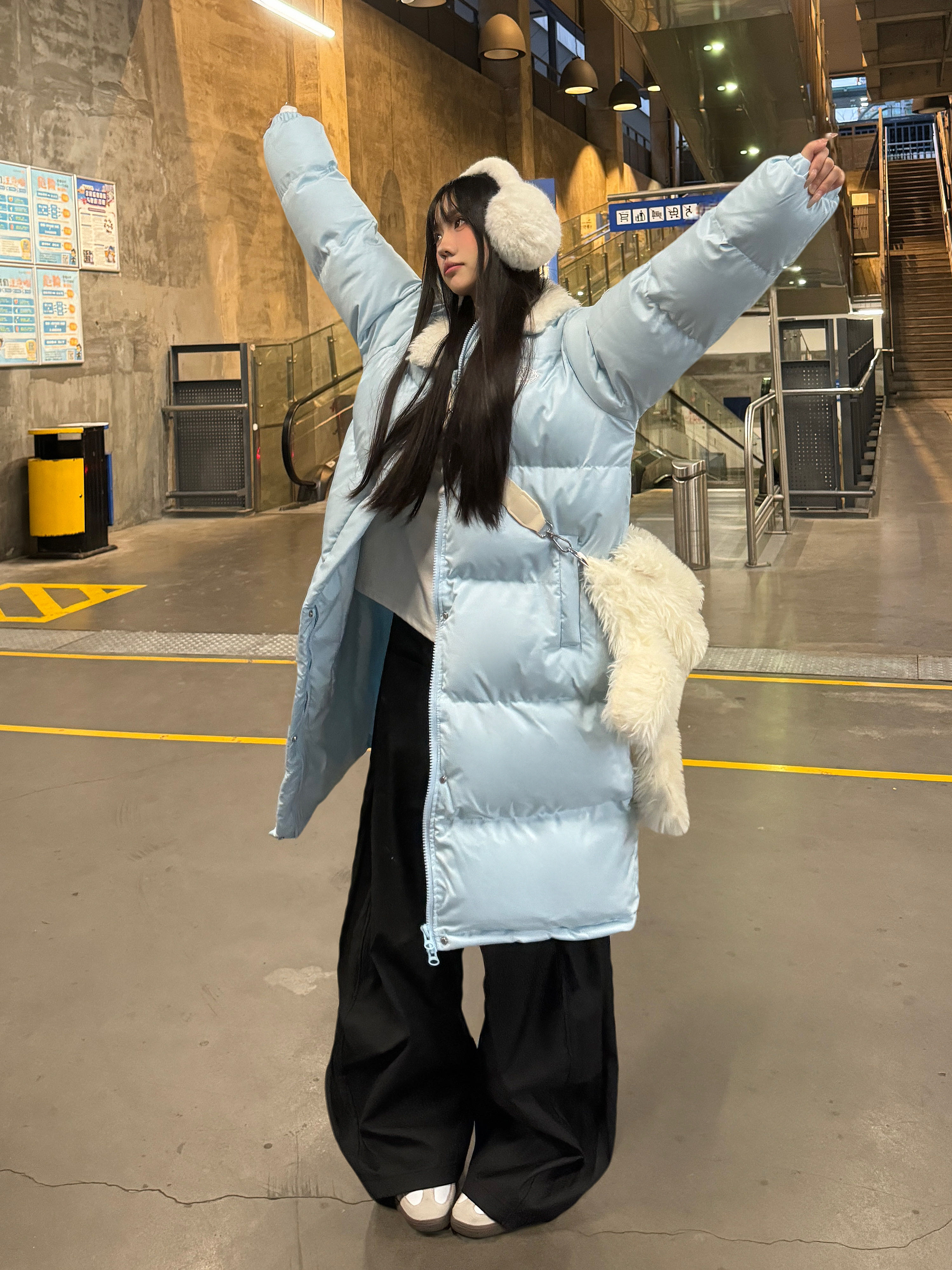 Fleece-Lined Loose Mid-Length Cotton Coat for Women - Casual College Style Over-Knee Thick Jacket in American Style Fleece-Lined Loose Mid-Length Cotton Coat for Women - Casual College Style Over-Knee Thick Jacket in American Style