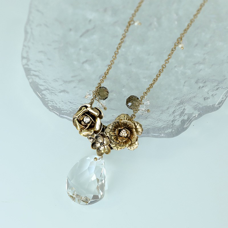 Floral Alloy Short Sweater Chain Necklace for Women - Cute Versatile Accessory in European and American Style