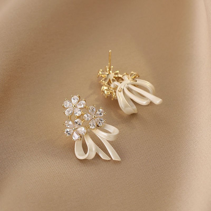 Floral Bow Stud Earrings for Women, Fairy-Like Design with Ribbon, Sweet Flower Jewelry for Weddings and Special Occasions.