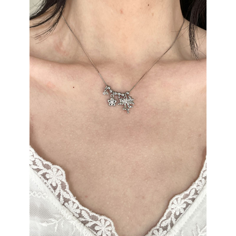 Floral Bow Thin Chain Collarbone Necklace - Textured Korean Style Elegant Minimalist Jewelry for Daily Commuting