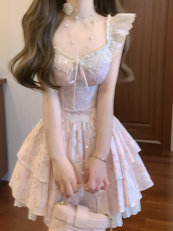 Floral Dress for Women with Small Flying Sleeves, Waist-Cinching Design, Sweet Temperament, 2025 Summer Princess Style Floral Dress for Women with Small Flying Sleeves, Waist-Cinching Design, Sweet Temperament, 2025 Summer Princess Style