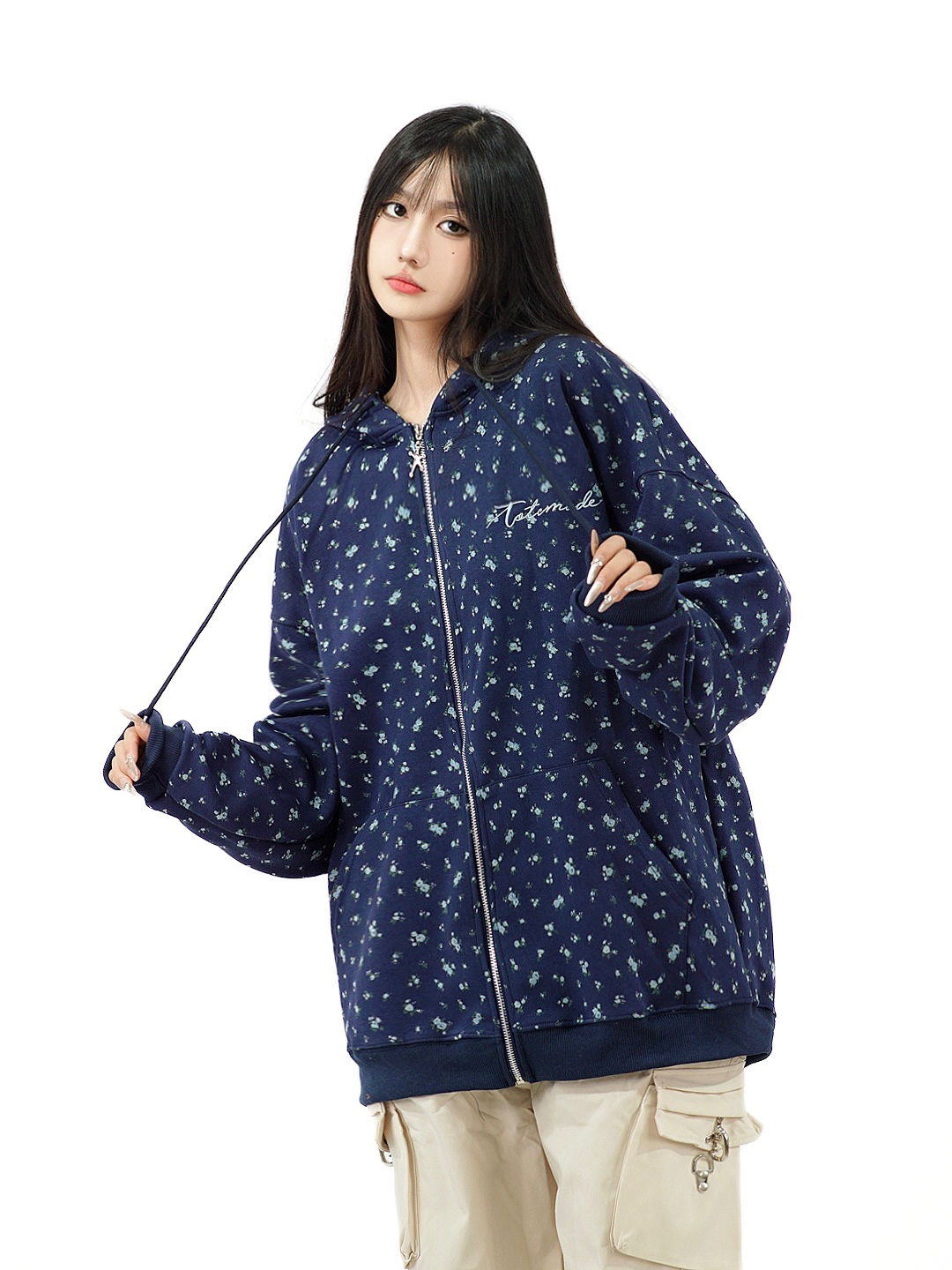 Floral Embroidered Hoodie Jacket for Women - Vintage American-Style Casual Cardigan, Short Design, Perfect for Lazy Days Floral Embroidered Hoodie Jacket for Women - Vintage American-Style Casual Cardigan, Short Design, Perfect for Lazy Days