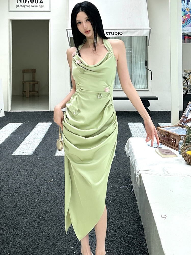 Floral Halter Neck Dress for Spicy Girls | Waist-Cinching, Slimming, Pleated, Bodycon Long Dress - Perfect for 90s and Y2K Style Floral Halter Neck Dress for Spicy Girls | Waist-Cinching, Slimming, Pleated, Bodycon Long Dress - Perfect for 90s and Y2K Style