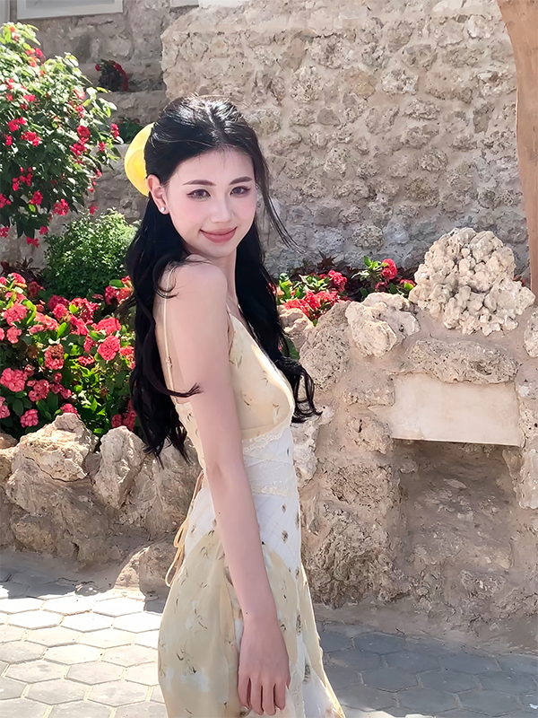 Floral Lace Patchwork Tie Strap Dress for Vacation - Dreamy 90s Inspired Skirt with Path Picking Design Floral Lace Patchwork Tie Strap Dress for Vacation - Dreamy 90s Inspired Skirt with Path Picking Design