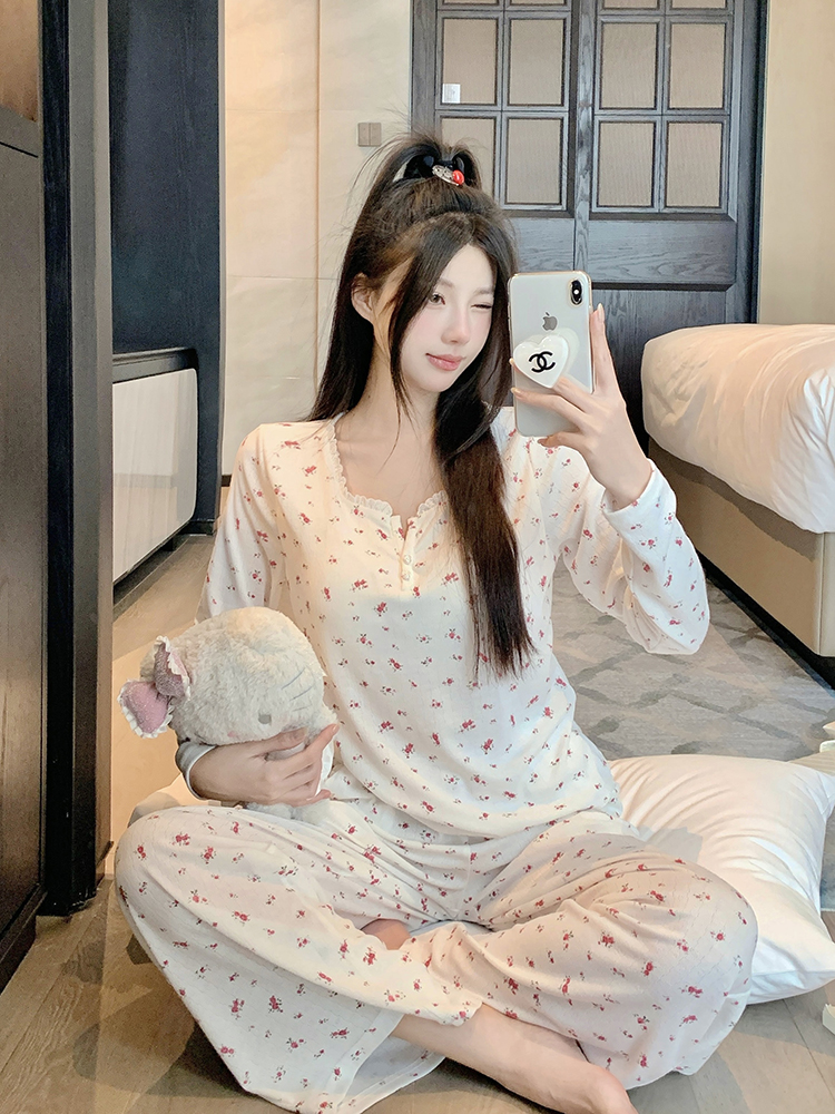 Floral Long Sleeve Modal Pajamas Set with Chest Pad for Summer - Versatile Home Wear for Spring and Autumn Floral Long Sleeve Modal Pajamas Set with Chest Pad for Summer - Versatile Home Wear for Spring and Autumn