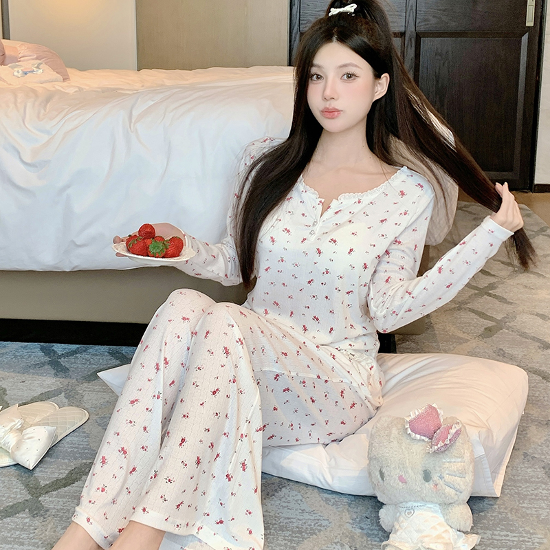 Floral Long Sleeve Modal Pajamas Set with Chest Pad for Summer - Versatile Home Wear for Spring and Autumn