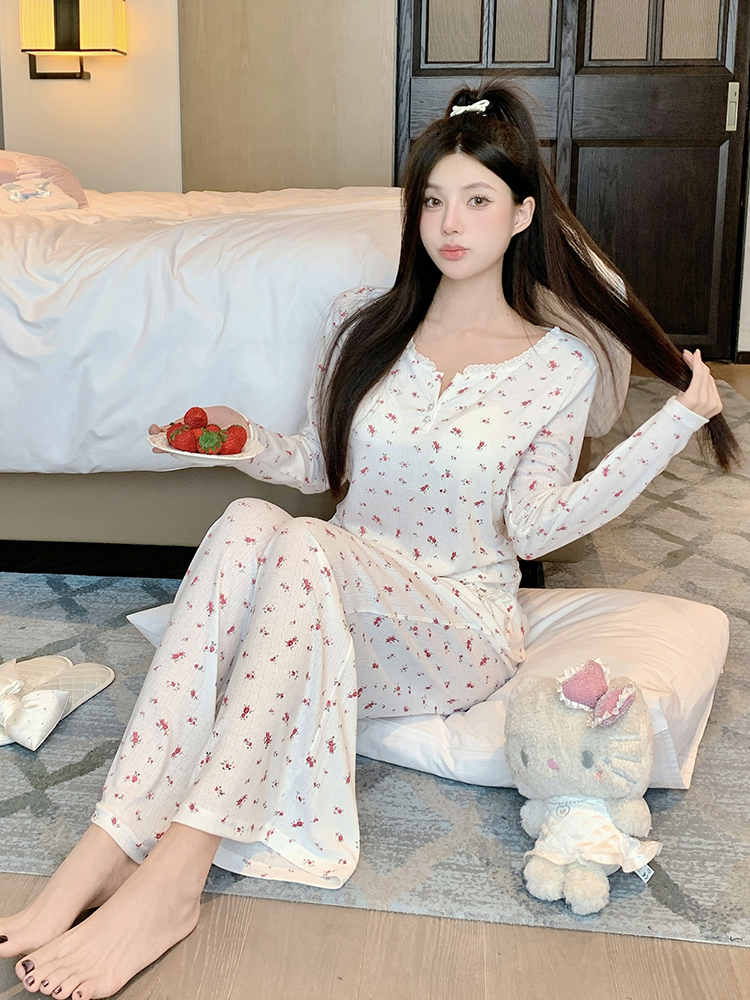 Floral Long Sleeve Modal Pajamas Set with Chest Pad for Summer - Versatile Home Wear for Spring and Autumn Floral Long Sleeve Modal Pajamas Set with Chest Pad for Summer - Versatile Home Wear for Spring and Autumn
