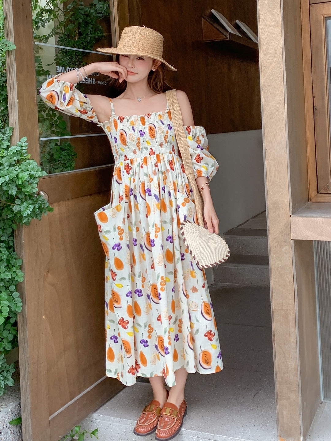 Floral Puff Sleeve Dress for Women - Summer 2025 French Style Waist-Cinching Long Dress, Sweet Design, Perfect for Summer Events Floral Puff Sleeve Dress for Women - Summer 2025 French Style Waist-Cinching Long Dress, Sweet Design, Perfect for Summer Events