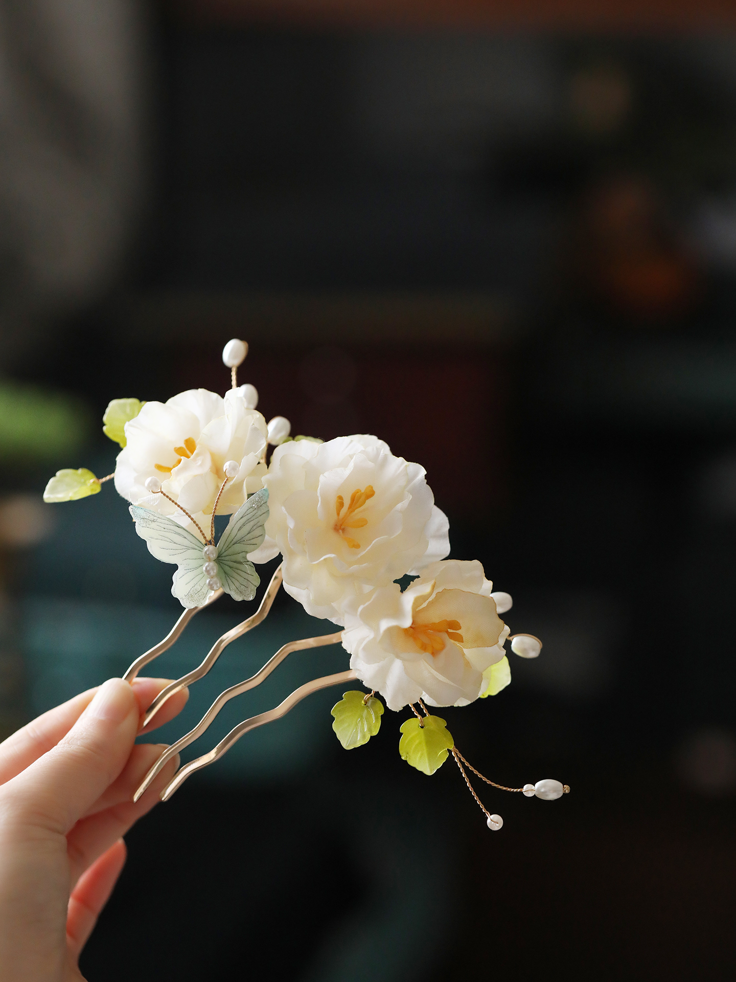 Floral U-Shaped Tang-Style Hairpin Set with Horse-Face Skirt Qipao and Coiled Hair Accessories - Ancient Style Hanfu Headdress Floral U-Shaped Tang-Style Hairpin Set with Horse-Face Skirt Qipao and Coiled Hair Accessories - Ancient Style Hanfu Headdress