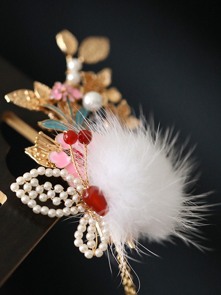 Fluffy Hair Clips for Kids, Ancient Style Hanfu & Qipao Accessories, Fairy Side Clips for Autumn and Winter Fluffy Hair Clips for Kids, Ancient Style Hanfu & Qipao Accessories, Fairy Side Clips for Autumn and Winter