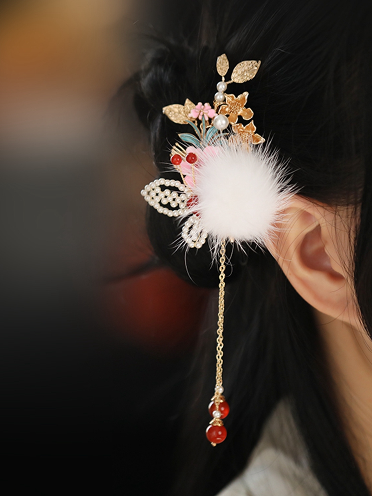 Fluffy Hair Clips for Kids, Ancient Style Hanfu & Qipao Accessories, Fairy Side Clips for Autumn and Winter Fluffy Hair Clips for Kids, Ancient Style Hanfu & Qipao Accessories, Fairy Side Clips for Autumn and Winter