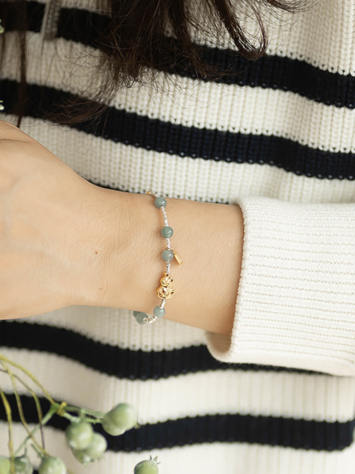 Fragmented Silver Gourd Bracelet for Women - Pure Silver 925 Light Luxury Hand Ornament in Jade New Chinese Style Elegance Fragmented Silver Gourd Bracelet for Women - Pure Silver 925 Light Luxury Hand Ornament in Jade New Chinese Style Elegance