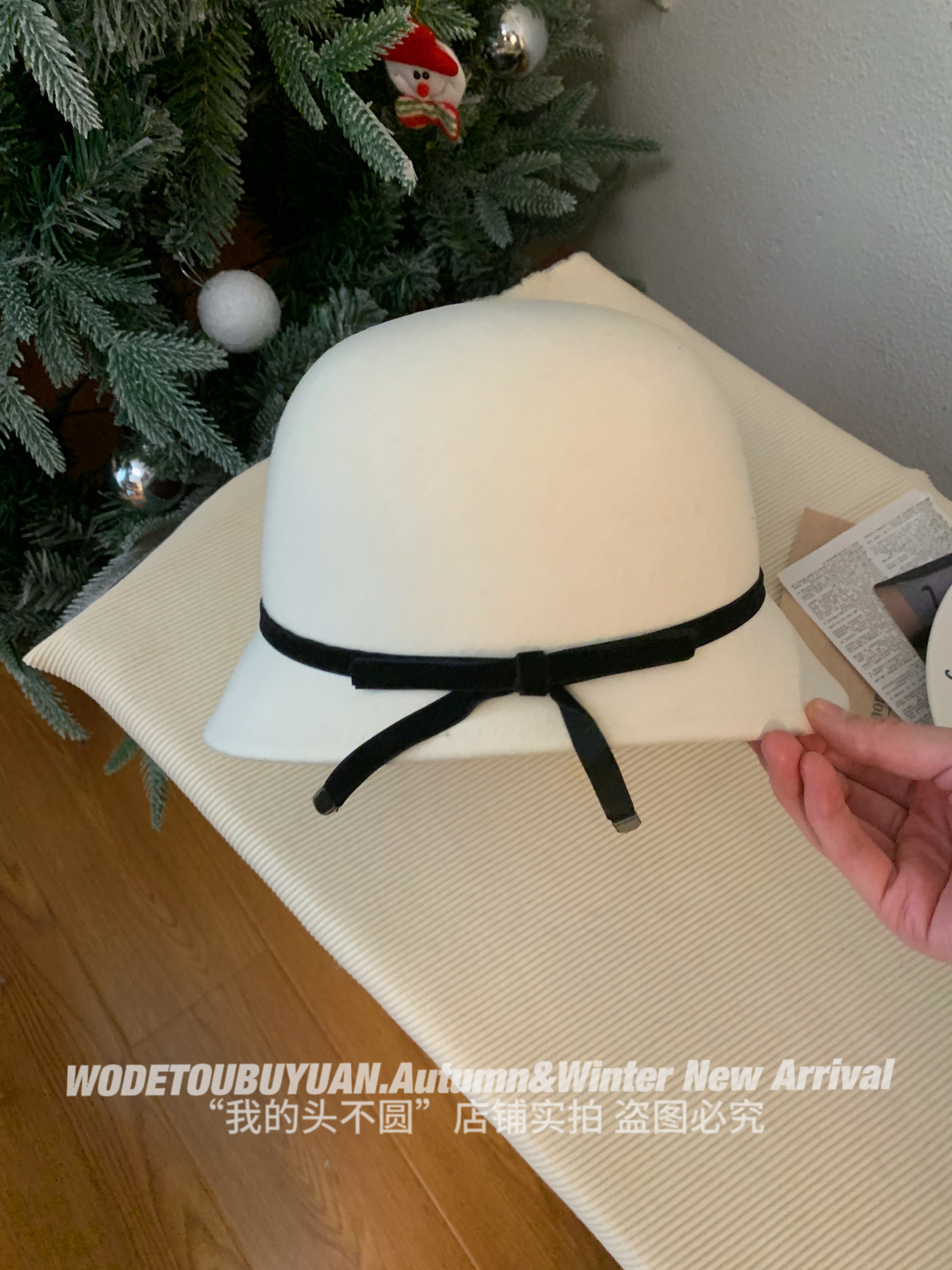 French Hepburn Style Bow Tie Bucket Hat for Women - High-Quality Felt, Autumn/Winter Fashion Accessory French Hepburn Style Bow Tie Bucket Hat for Women - High-Quality Felt, Autumn/Winter Fashion Accessory