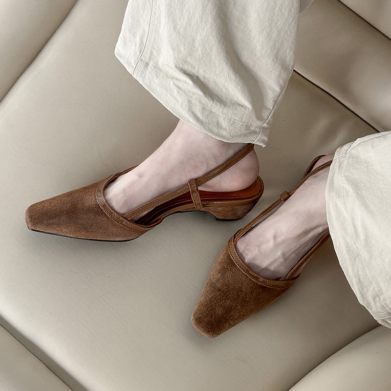 French Minimalist Sheepskin Square-Toe Sandals for Women - 2025 Summer Chunky Heel Commuting Flats French Minimalist Sheepskin Square-Toe Sandals for Women - 2025 Summer Chunky Heel Commuting Flats