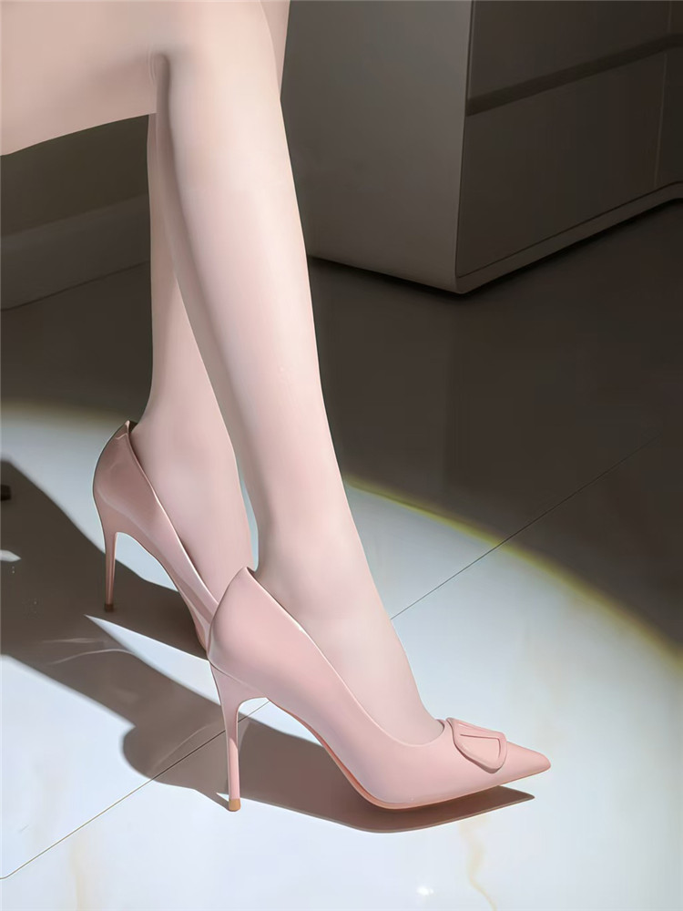 French Pointed Toe High Heels for Women - 2025 Spring/Summer Elegant Thin Heel Patent Leather Celebrity Style Shoes French Pointed Toe High Heels for Women - 2025 Spring/Summer Elegant Thin Heel Patent Leather Celebrity Style Shoes