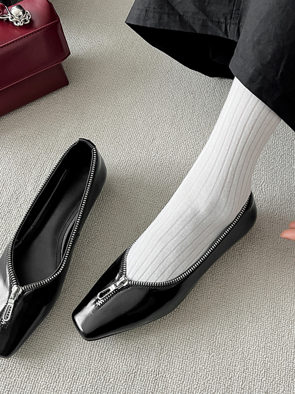 French Square-Toe Chunky Heel Boat Shoes - Soft Comfortable Genuine Leather Spring Autumn 2025 Niche Design Grandma Style French Square-Toe Chunky Heel Boat Shoes - Soft Comfortable Genuine Leather Spring Autumn 2025 Niche Design Grandma Style