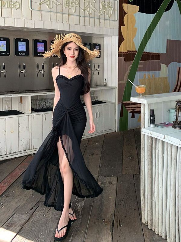 French-Style Black Bodycon Mesh Spaghetti Strap Split Dress with Waist-Cinching Slimming Effect for Beach Vacation French-Style Black Bodycon Mesh Spaghetti Strap Split Dress with Waist-Cinching Slimming Effect for Beach Vacation