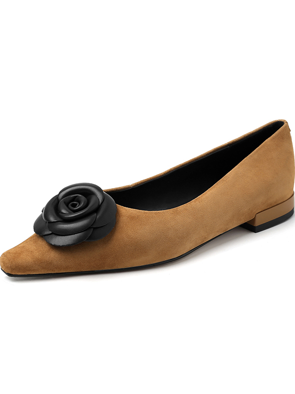 French-Style Camellia Pointed Toe Chunky Heel Shoes - Comfortable Genuine Leather Boat Shoes for Spring & Autumn 2025 French-Style Camellia Pointed Toe Chunky Heel Shoes - Comfortable Genuine Leather Boat Shoes for Spring & Autumn 2025