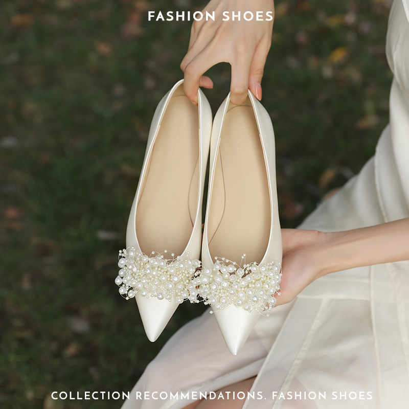 French Style Flat Wedding Shoes for Brides - Comfortable Bridal Loafers for Pregnant Women, Large Size, Perfect for Daily Wear French Style Flat Wedding Shoes for Brides - Comfortable Bridal Loafers for Pregnant Women, Large Size, Perfect for Daily Wear