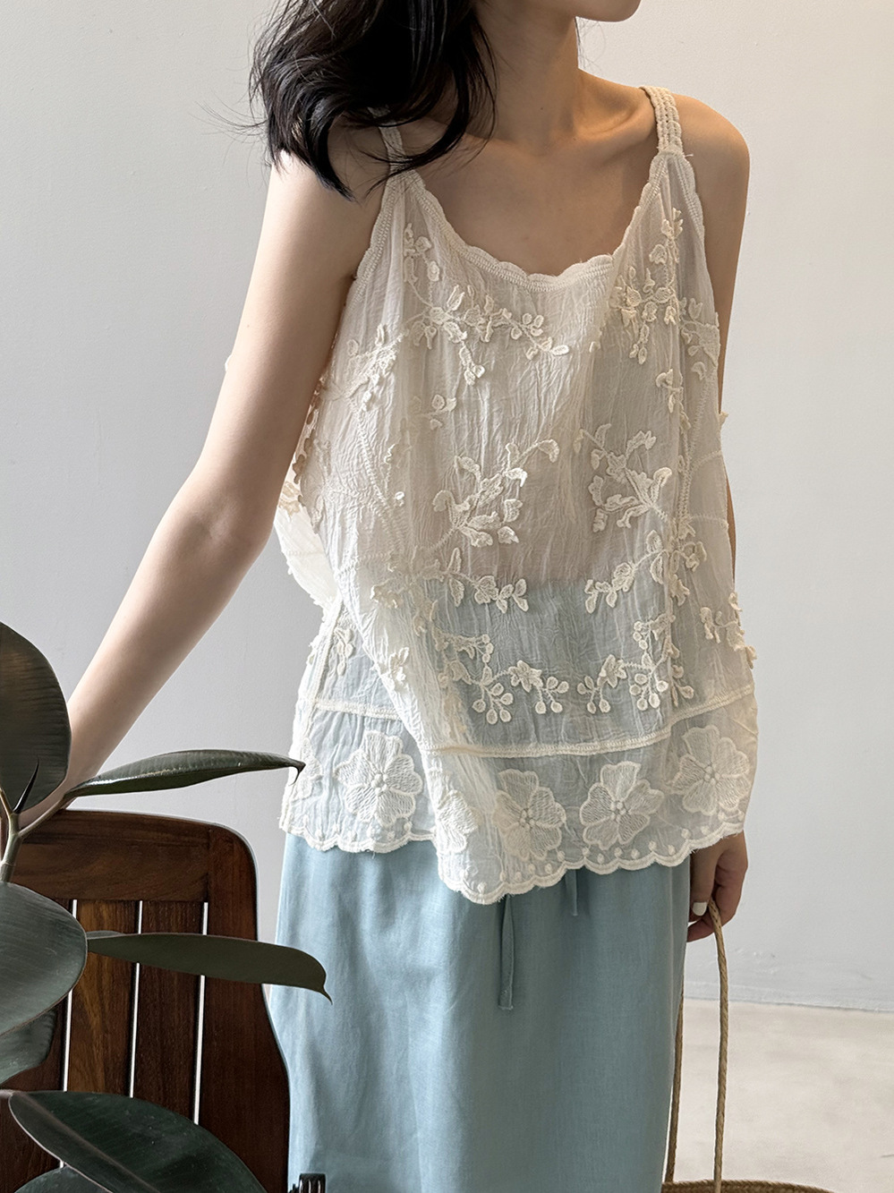 French-Style Hollowed-Out Heavy Embroidery Jacquard Lace Camisole - Unique Loose Summer Top for Women 2025 French-Style Hollowed-Out Heavy Embroidery Jacquard Lace Camisole - Unique Loose Summer Top for Women 2025