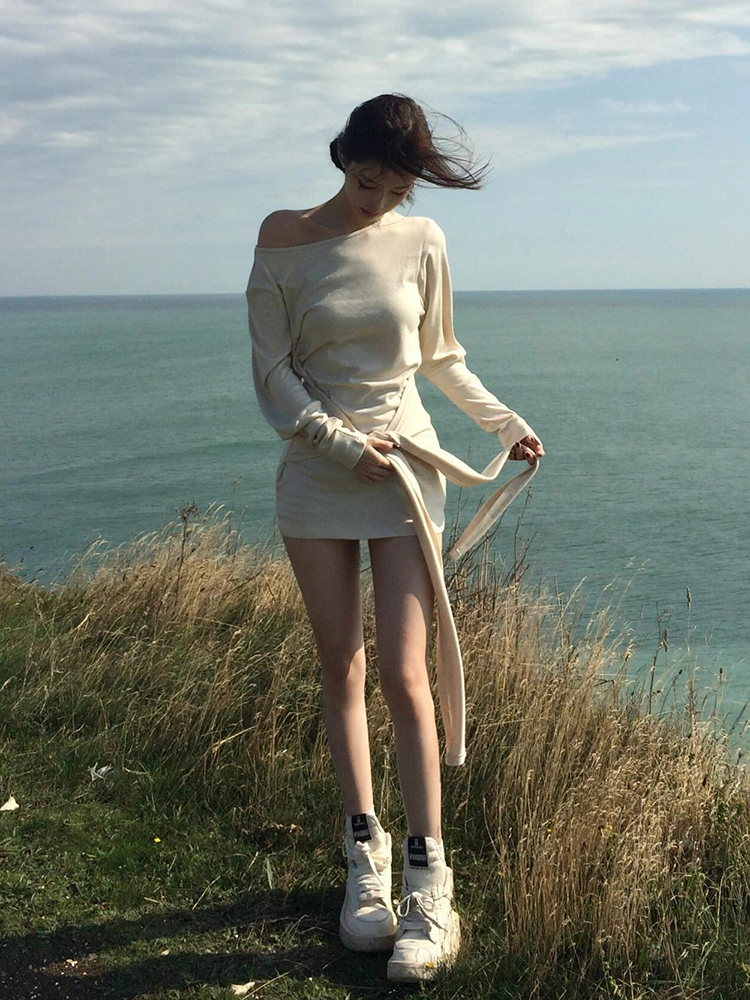 French-Style Off-Shoulder Long Sleeve Bodycon Dress for Women, Waist-Cinching, Spicy Girl Design, Perfect for Spring Fashion French-Style Off-Shoulder Long Sleeve Bodycon Dress for Women, Waist-Cinching, Spicy Girl Design, Perfect for Spring Fashion