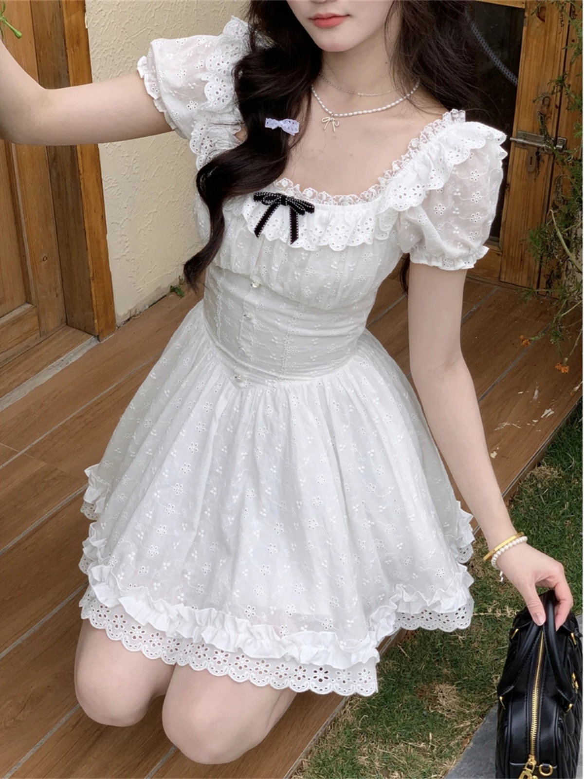 French-Style Petite Square-Neck Puff-Sleeve Dress for Women - Sweet Age-Reducing A-Line Short Skirt, Spring/Summer Collection