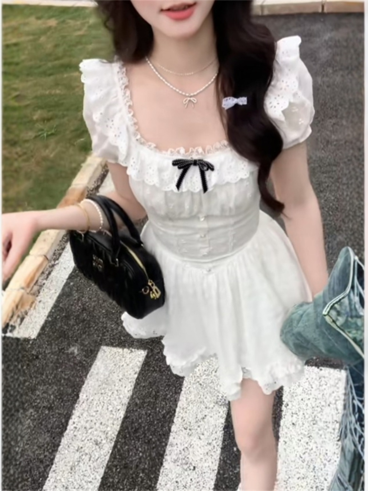 French-Style Petite Square-Neck Puff-Sleeve Dress for Women - Sweet Age-Reducing A-Line Short Skirt, Spring/Summer Collection