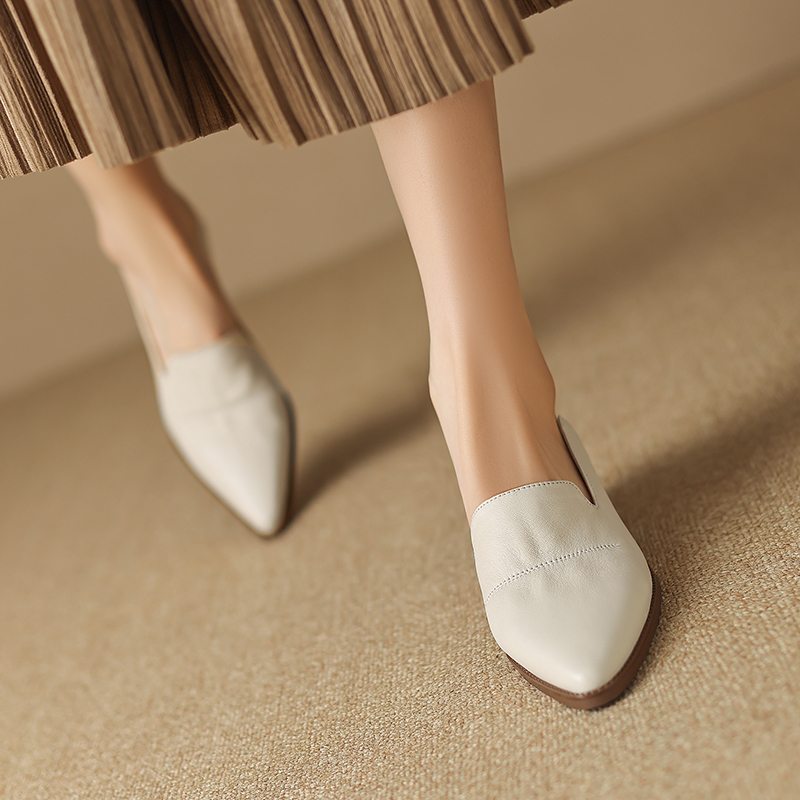 French-Style Pointed Toe Chunky Heel Slip-On Shoes for Women, Retro Mid-Heel Leather Grandma Shoes, Sizes 40-41