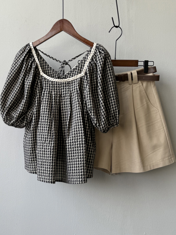 French-Style Square Neck Lace Patchwork Checkered Short Sleeve Shirt for Women - Loose Fit Summer 2025 Top, Perfect for Belly Coverage French-Style Square Neck Lace Patchwork Checkered Short Sleeve Shirt for Women - Loose Fit Summer 2025 Top, Perfect for Belly Coverage