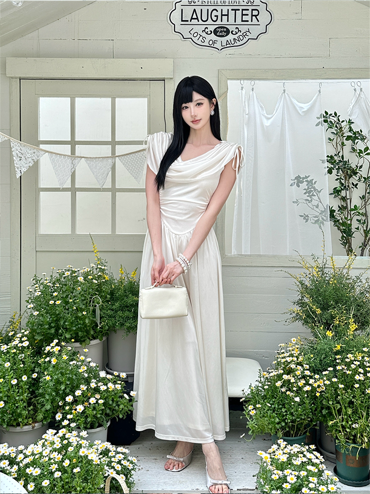 French-Style Tie-Neck Dress with Slimming Pleats and Waist-Cinching Effect - Elegant Long Dress for Women