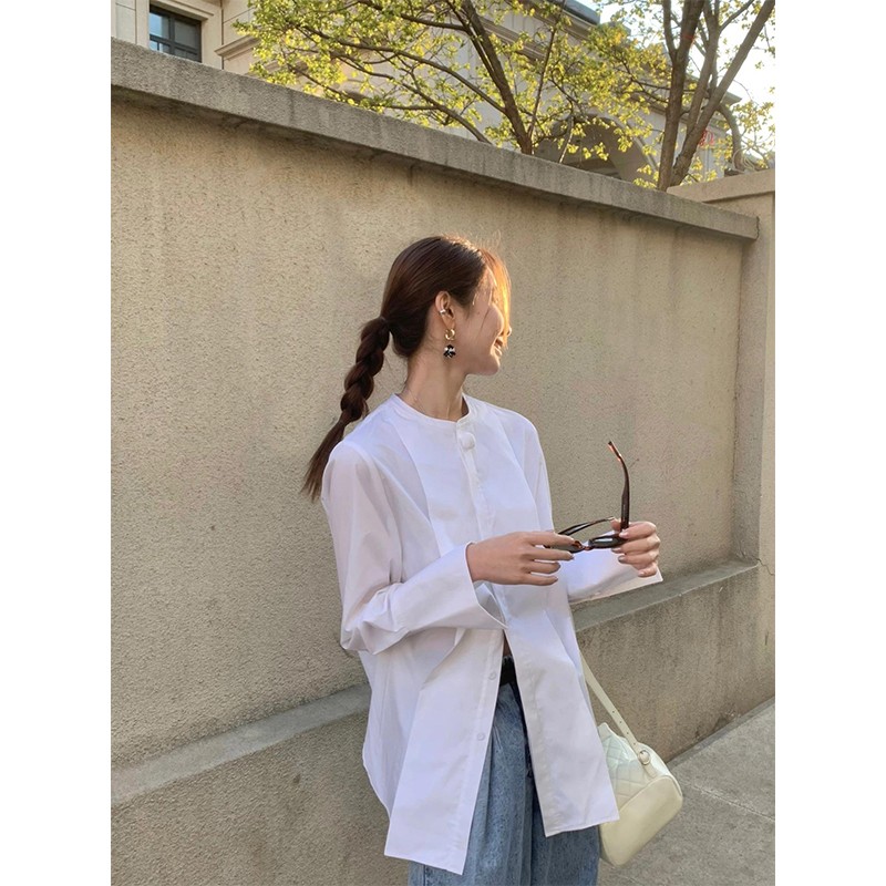 French-Style White Casual Shirt for Summer 2025 - Niche Design with Chic Detail, Perfect for 90s and Y2K Inspired Looks French-Style White Casual Shirt for Summer 2025 - Niche Design with Chic Detail, Perfect for 90s and Y2K Inspired Looks