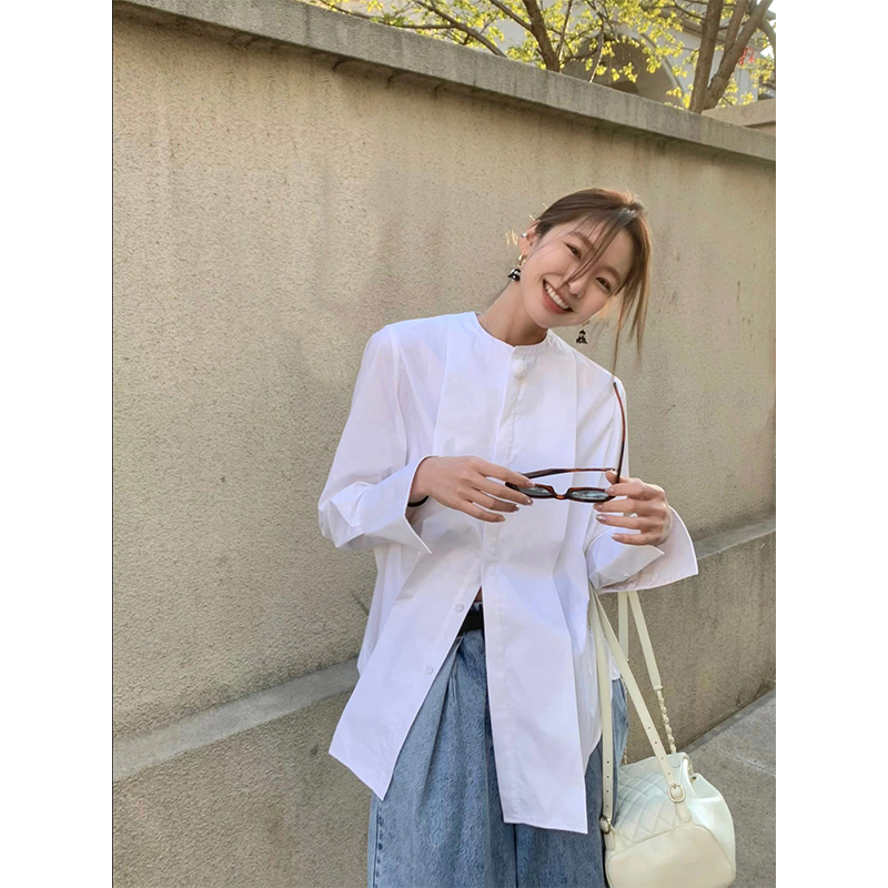 French-Style White Casual Shirt for Summer 2025 - Niche Design with Chic Detail, Perfect for 90s and Y2K Inspired Looks