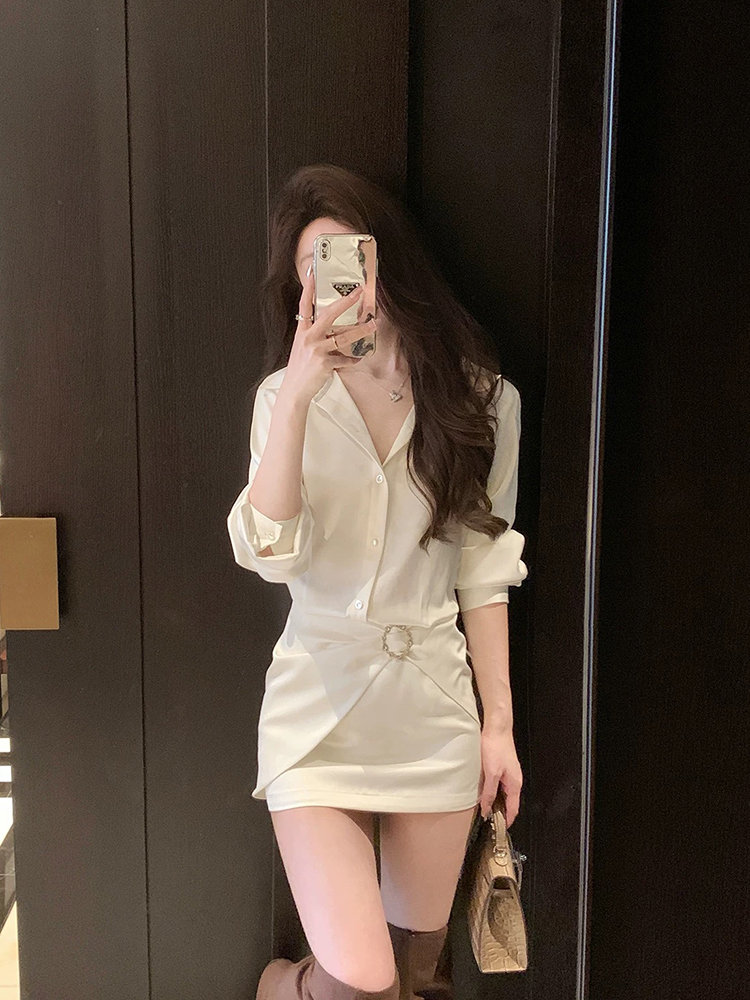 French-Style White Shirt Dress for Women, Waist-Cinching Bodycon Design, Elegant Spring Fashion, Chic Short Skirt French-Style White Shirt Dress for Women, Waist-Cinching Bodycon Design, Elegant Spring Fashion, Chic Short Skirt