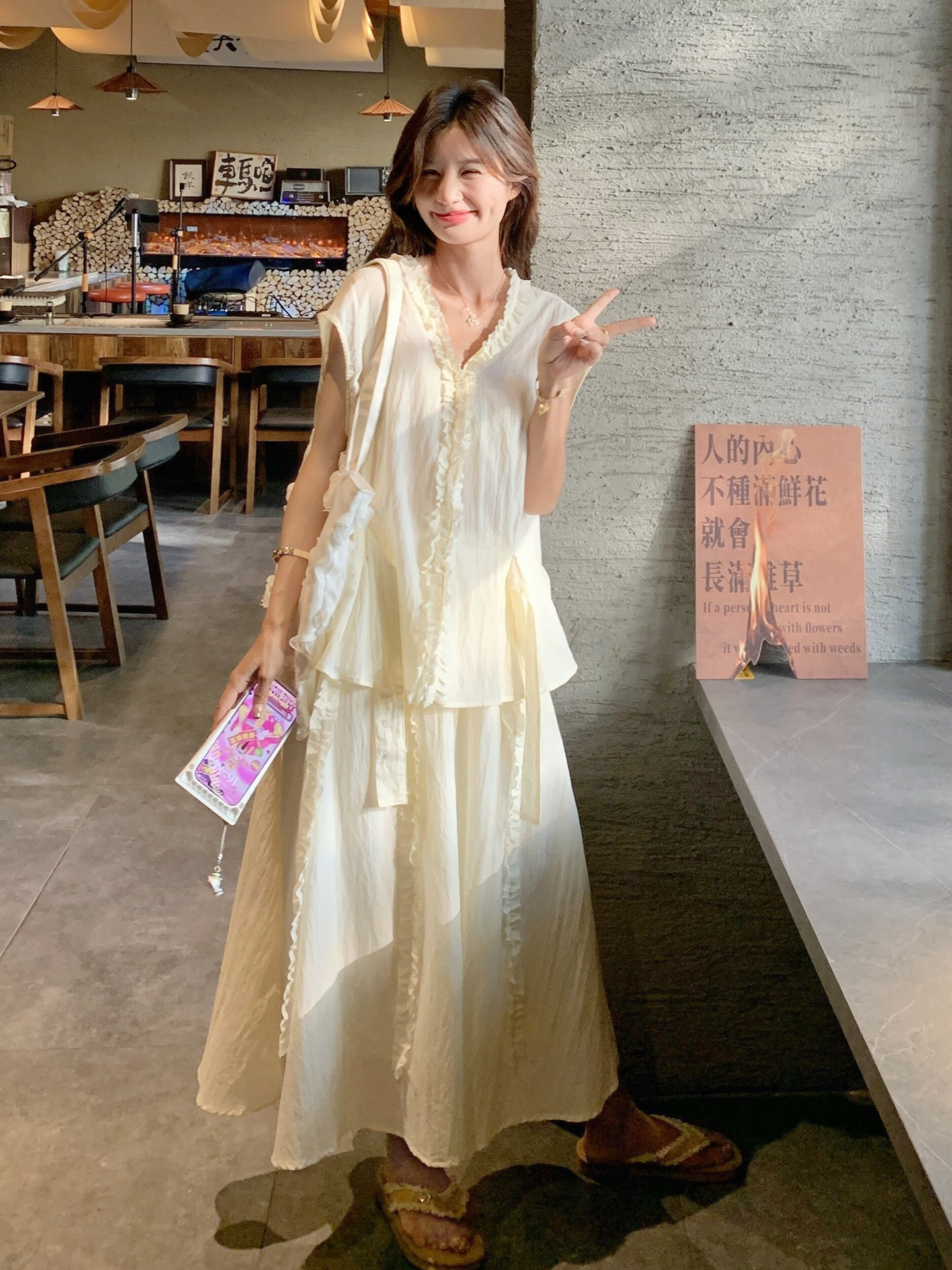 French-Style Wood Ear Edge Two-Piece Skirt Set for Women - Elegant V-Neck Top & Half Skirt - Summer 2025 Fashion