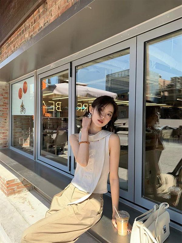 French Vintage Flowing Ribbon Sleeveless Knitted Vest - Versatile Women's Summer Top with 90s Style Charm French Vintage Flowing Ribbon Sleeveless Knitted Vest - Versatile Women's Summer Top with 90s Style Charm