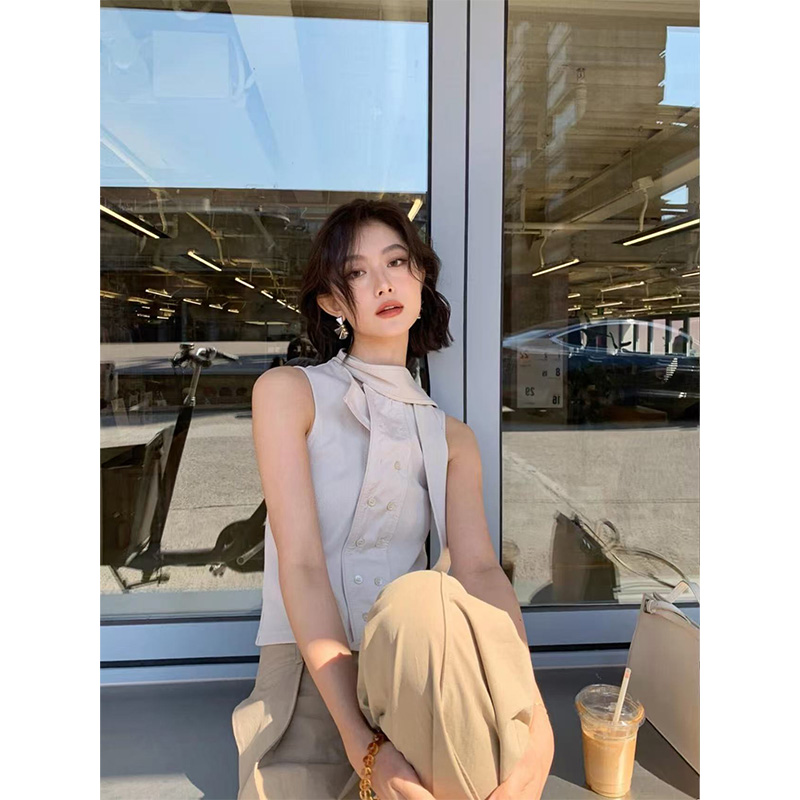 French Vintage Flowing Ribbon Sleeveless Knitted Vest - Versatile Women's Summer Top with 90s Style Charm French Vintage Flowing Ribbon Sleeveless Knitted Vest - Versatile Women's Summer Top with 90s Style Charm