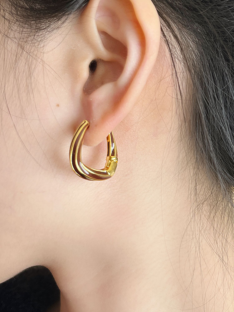 French Vintage Melard Enamel Drip Glaze High-End Ear Clip Earrings - Unique Elegant Design for Women, Timeless Chic Accessory French Vintage Melard Enamel Drip Glaze High-End Ear Clip Earrings - Unique Elegant Design for Women, Timeless Chic Accessory